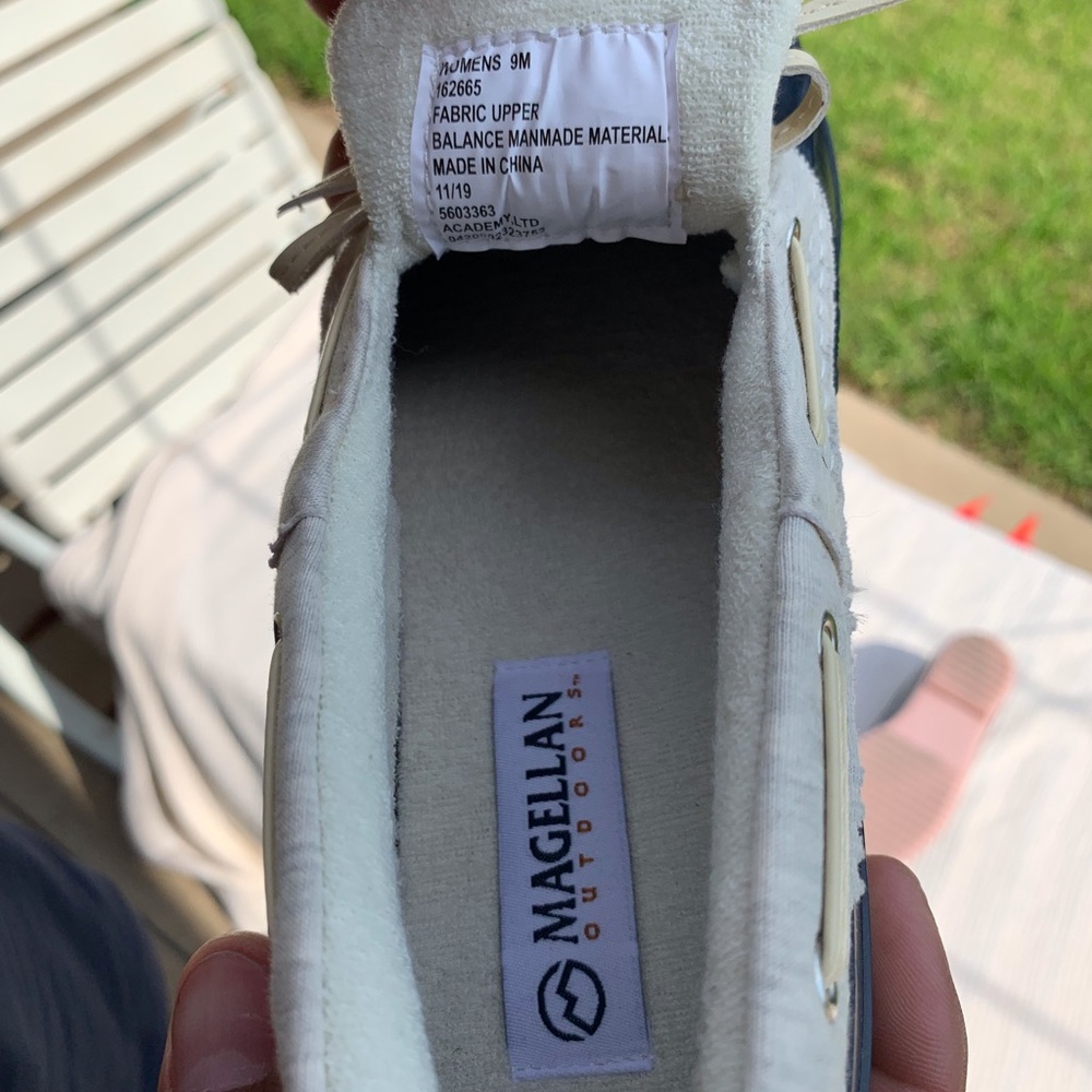 Blue&Offwhite Magellan outdoors shoes, size 9 - Picture 5 of 5